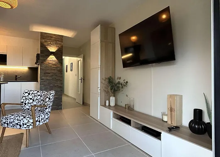 Apartamento 2 Pieces 4 Couchages Sur Bn130-b25 *